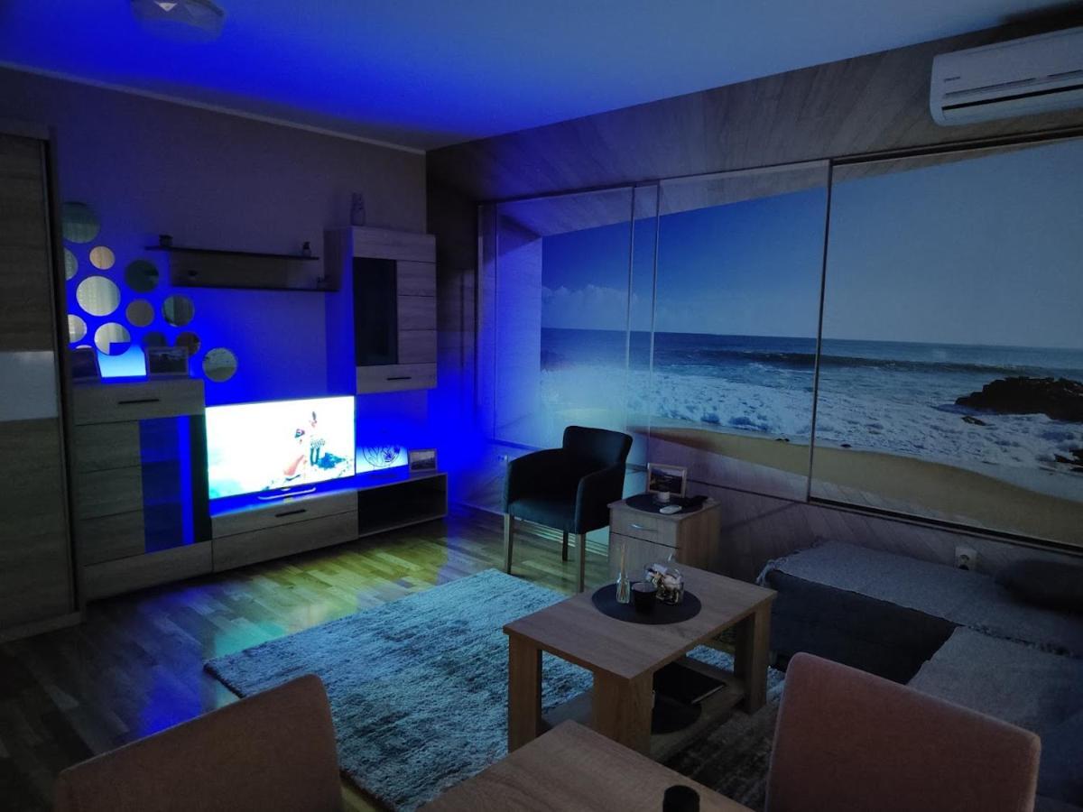 Apartman Espresso Sa Parkingom Сремска-Митровица Экстерьер фото
